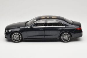 Mercedes S-Class W223 AMG Line Anthracite Blue Norev 1:18 183800 Métal Moulé — image 4 sur 8