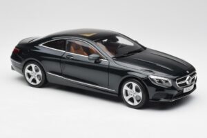 Mercedes S-Class Coupe C217 Smaragd Vert Métallisé Norev 1:18 B66961244 Métal Moulé — image 6 sur 8