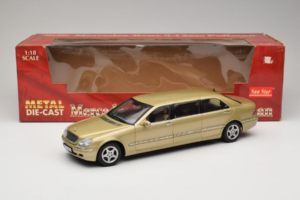 Mercedes S-Class W220 Pullman Gold Metallic Sun Star 1:18 4113 Métal Moulé — image 8 sur 8