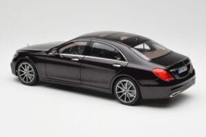 Mercedes S-Class W222 AMG Line Ruby Noir Metallic Norev 1:18 183483 Métal Moulé — image 7 sur 8