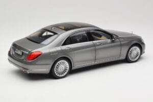 Mercedes S-Class W222 Grey Metallic Norev 1:18 183481 Métal Moulé — image 3 sur 8