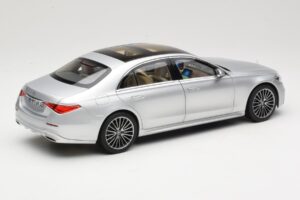 Mercedes S-Class W223 AMG Line Brilliant Silver Norev 1:18 183805 Métal Moulé — image 3 sur 8