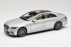 Mercedes S-Class W223 AMG Line Brilliant Silver Norev 1:18 183805 Métal Moulé