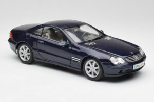Mercedes SL 500 R230 Bleu Maisto 1:18 B66962126 Métal Moulé — image 6 sur 8