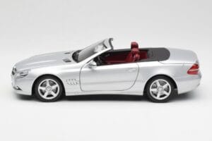Mercedes SL 500 R230 Cabriolet Iridium Argent Minichamps 1:18 B66962388 Métal Moulé — image 4 sur 8