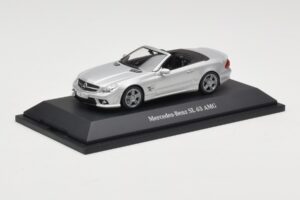 Mercedes SL 63 AMG R230 Silver Metallic Minichamps 1:43 B66960018 Métal Moulé — image 2 sur 4