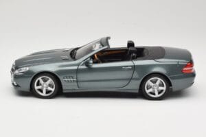 Mercedes SL R230 Amiant Green Minichamps 1:18 B66962389 Métal Moulé — image 4 sur 8
