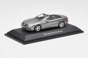 Mercedes SL R230 Palladium Silver Metallic Minichamps 1:43 B66962390 Métal Moulé — image 2 sur 4