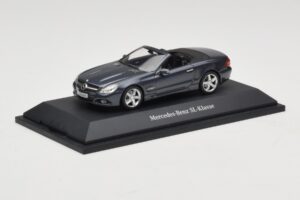 Mercedes SL R230 Tenorit Grey Metallic Minichamps 1:43 B66962392 Métal Moulé — image 2 sur 4
