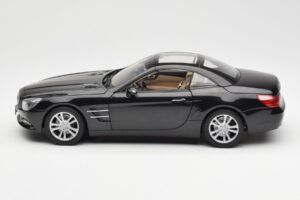 Mercedes SL R231 Magnetite Noir Métallisé Norev 1:18 B66960107 Métal Moulé — image 5 sur 9