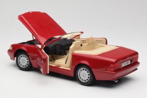 Mercedes SL500 R129 Rouge Revell 1:18 08927 Métal Moulé — image 5 sur 8