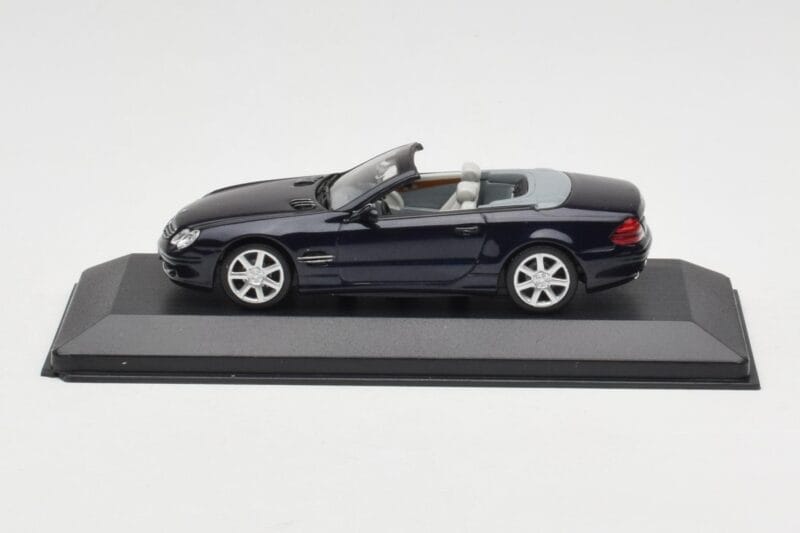 Mercedes SL500 R129 Dark Blue Metallic Minichamps 1:43 Mercedes SL500 R129 Dark Blue Metallic Minichamps 1:43 SL001 Métal Moulé