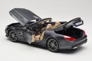 Mercedes SL65 AMG Black Series R230 Matte Black Maisto 1:18 36198 Métal Moulé — image 5 sur 8