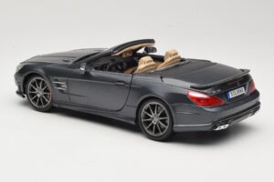 Mercedes SL65 AMG Black Series R230 Matte Black Maisto 1:18 36198 Métal Moulé — image 7 sur 8