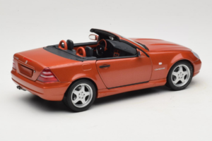 Mercedes SLK R170 230 AMG Orange Metallic Minichamps 1:18 B66005227 Métal Moulé — image 3 sur 9