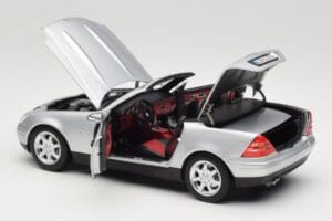 Mercedes SLK R170 Brilliant Silver Norev 1:18 183020 Métal Moulé — image 6 sur 9