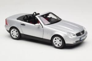 Mercedes SLK R170 Brilliant Silver Norev 1:18 183020 Métal Moulé — image 7 sur 9