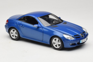 Mercedes SLK R171 Blue Metallic Minichamps 1:18 100033131 Métal Moulé — image 9 sur 11