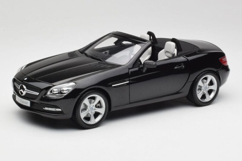 Mercedes SLK R172 Magnetite Noir Minichamps 1:18 B66960514 Métal Moulé