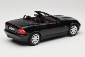 Mercedes SLK200 R170 Noir Norev 1:18 B66040714 Métal Moulé — image 4 sur 9