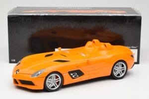 Mercedes SLR McLaren C199 Stirling Moss AMG Solarbeam Metallic Minichamps 1:18 100038400 Métal Moulé — image 8 sur 8