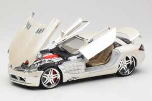 Mercedes SLR McLaren C199 Blanc Maisto 1:18 31068 Métal Moulé — image 2 sur 8