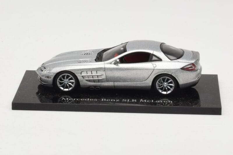Mercedes SLR McLaren Crystal Silver Minichamps 1:43 B66961974 Métal Moulé