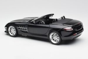 Mercedes SLR McLaren Roadster R199 Crystal Galaxit Noir Minichamps 1:18 B66961004 Métal Moulé — image 7 sur 8