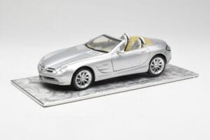 Mercedes SLR Vision Roadster Liquid Argent Maisto 1:18 B66963208 Métal Moulé