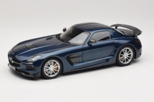 Mercedes SLS AMG Black Series Daytona Blue Metallic Minichamps 1:18 110033026 Métal Moulé