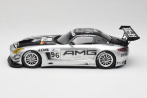 Mercedes AMG SLS C197 GT3 Team AMG China #96 M. Hakkinen / C. Cheng Zhuhai 6th 2011 Minichamps 1:18 151113196 Métal Moulé — image 3 sur 6