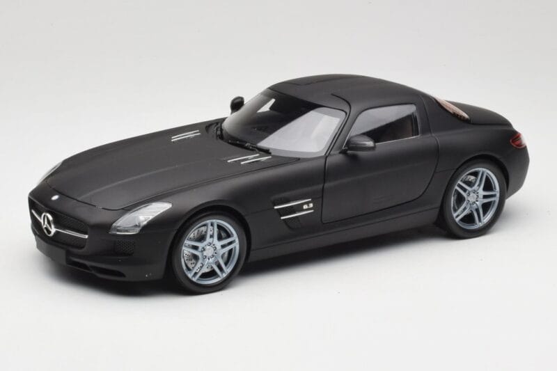 Mercedes SLS AMG C197 Matte Black Minichamps 1:18 100039027 Métal Moulé