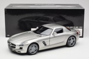Mercedes SLS AMG C197 Matt Argent Minichamps 1:18 100039029 Métal Moulé — image 8 sur 8