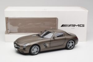 Mercedes SLS AMG C197 Monza Gris Minichamps 1:18 B66960044 Métal Moulé — image 8 sur 8