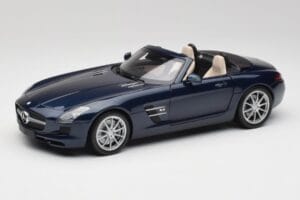 Mercedes SLS AMG R197 Roadster South Seas Bleu Minichamps 1:18 100039031 Métal Moulé