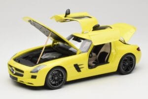 Mercedes SLS AMG C197 Jaune Minichamps 1:18 100039022 Métal Moulé — image 2 sur 8