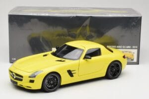 Mercedes SLS AMG C197 Jaune Minichamps 1:18 100039022 Métal Moulé — image 8 sur 8