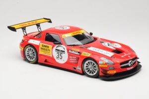 Mercedes SLS AMG GT3 #35 T. Heyer / T. Jager 24 Hours of Spa 2011 Minichamps 1:18 B66960196 Métal Moulé — image 4 sur 6