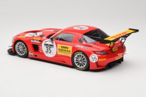 Mercedes SLS AMG GT3 #35 T. Heyer / T. Jager 24 Hours of Spa 2011 Minichamps 1:18 B66960196 Métal Moulé — image 5 sur 6