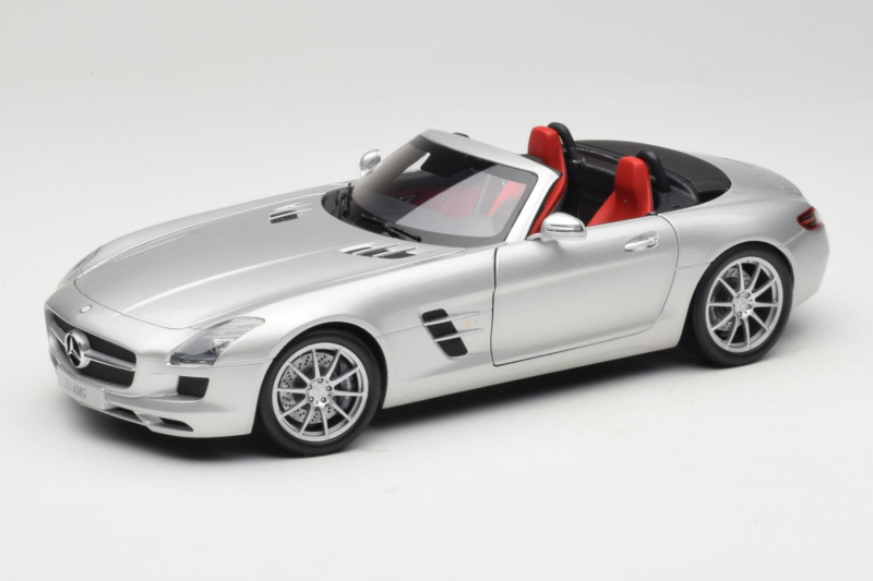 Mercedes SLS AMG Roadster Iridium Argent Minichamps 1:18 B66960078 Métal Moulé