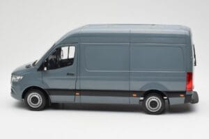 Mercedes Sprinter W907 Bleu Gris Norev 1:18 183423 Métal Moulé — image 4 sur 7