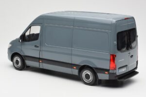 Mercedes Sprinter W907 Bleu Gris Norev 1:18 183423 Métal Moulé — image 6 sur 7