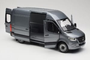 Mercedes Sprinter W907 Fourgon Selenite Grey Metallic Norev 1:18 B66004163 Métal Moulé — image 5 sur 8