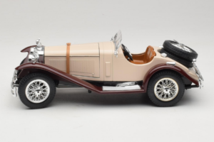 Mercedes SSK Beige & Rouge Foncé Bburago 1:18 3009-M4 Métal Moulé — image 3 sur 6