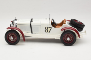 Mercedes SSKL #87 R. Caracciola Blanc 1931 Bburago 1:18 3002-P1 Métal Moulé — image 3 sur 6