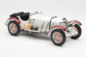 Mercedes SSKL R. Caracciola / W. Sebastian Mille Miglia Winner 1931 CMC 1:18 M-055 Métal Moulé — image 4 sur 6