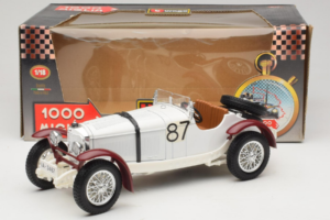 Mercedes SSKL #87 R. Caracciola Mille Miglia 1931 Bburago 1:18 3202 Métal Moulé — image 6 sur 6