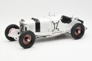 Mercedes SSKL #12 O. Merz German GP 1931 CMC 1:18 M-189 Métal Moulé
