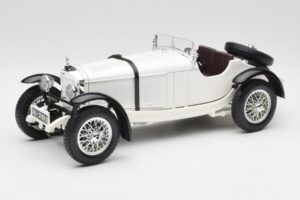 Mercedes SSKL Blanc Bburago 1:18 3002 Métal Moulé