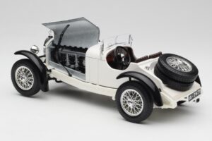 Mercedes SSKL Blanc Bburago 1:18 3002 Métal Moulé — image 5 sur 8